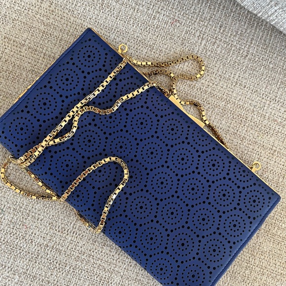 Ferragamo Kameron blue laser cut evening bag - Picture 3 of 13